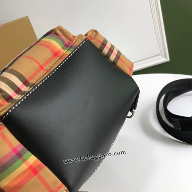 Burberry專門店新款迷你小號彩虹Vintage格紋斜背式軍旅背包 巴寶莉女士後背包 yxb1391